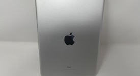 Good
													Apple iPad 6th Gen - Wi-Fi, Silver, 128 GB, A1893, photo 2 of 6