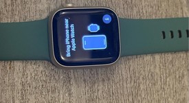 Fair
													Apple Watch Series 9 41mm - Unlocked, Starlight, A2982 - Cellular, Aluminum, photo 3 of 8