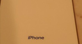 Good
													Apple iPhone Xr - Sprint, White, 64 GB, A1984, photo 2 of 8