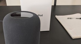 Mint
													Apple HomePod 2nd Gen - Midnight, photo 1 of 3