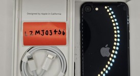 Mint
													Apple iPhone SE 3rd Gen 2022 - Unlocked, Midnight, 64 GB, A2595, photo 2 of 14