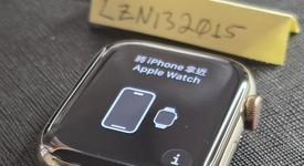 Mint
													Apple Watch Series 8 45mm - Unlocked, Gold, A2774 - Cellular, Stainless, photo 3 of 8