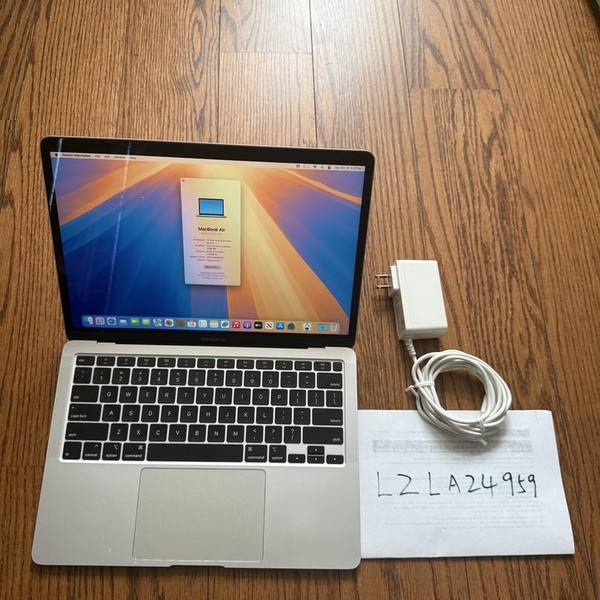 MacBook Air 2020 - 13 inch - 256 GB, Silver, 8 GB, Intel Core i3