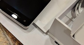 Mint
													Google Pixel 2 - Unlocked, White, 64 GB, Google Edition, photo 4 of 4