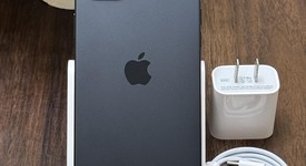 Mint
													Apple iPhone 15 Plus - Unlocked, Black, 128 GB, A2847, photo 1 of 7