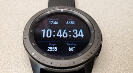 Mint
													Samsung Galaxy Watch 42mm - Black, Bluetooth, photo 5 of 11