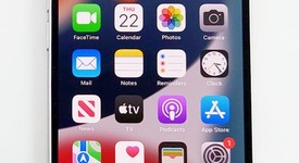 Mint
													Apple iPhone 13 - T-Mobile, Pink, 128 GB, A2482, photo 1 of 1
