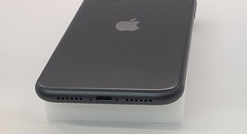 Mint
													Apple iPhone 11 - AT&T, Black, 64 GB, A2111, photo 4 of 7