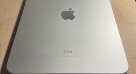 Mint
													Apple iPad 10th Gen - Wi-Fi, Silver, 64 GB, A2696, photo 3 of 6
