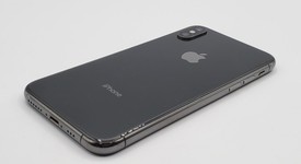 Fair
													Apple iPhone Xs - AT&T, Gray, 256 GB, A1920, photo 2 of 5
