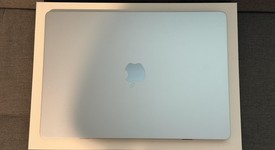 Mint
													MacBook Air 2025 (M4) - 15" - Apple M4, Sky Blue, 512 GB, 24 GB, photo 3 of 9