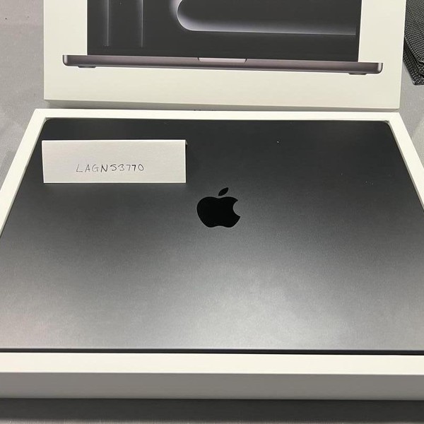 MacBook Pro 2024 - 16 inch - 512 GB, Space Black, 24 GB, Apple M4 Pro 14-core