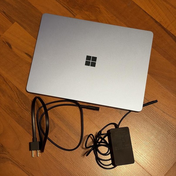 Microsoft Surface Laptop 7 - 512 GB, Sapphire, 16 GB, Snapdragon X Plus, 13.8 inch