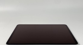 Good
													Apple iPad Pro 11" 2018 - Unlocked, Silver, 256 GB, A2013, photo 5 of 7