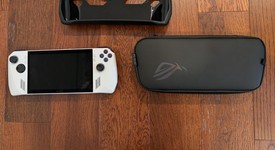 Mint
													Asus ROG Ally 7" - Z1 Extreme, White, 512 GB, 16 GB, Ryzen Z1 Extreme, photo 2 of 5