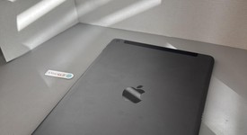 Good
													Apple iPad 9th Gen - Unlocked, Gray, 256 GB, A2603, photo 4 of 5