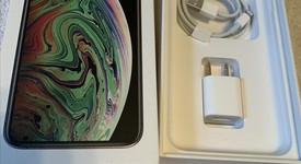 Good
													Apple iPhone Xs Max - Unlocked, Gray, 64 GB, A1921, photo 1 of 5