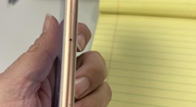 Good
													Apple iPhone 8 - Sprint, Gold, 64 GB, A1863, photo 5 of 5