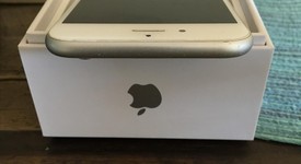 Good
													Apple iPhone 6S - Verizon, Silver, 64 GB, A1688, photo 4 of 8