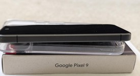 Mint
													Google Pixel 9 - Unlocked, Obsidian, 128 GB, 12 GB, G2YBB, photo 4 of 10