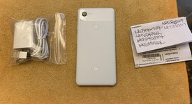 Good
													Google Pixel 3 XL - Unlocked, White, 64 GB, Google Edition, photo 3 of 4
