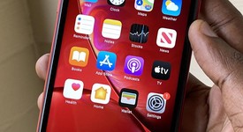 Good
													Apple iPhone Xr - Unlocked, Red, 128 GB, A1984, photo 1 of 13