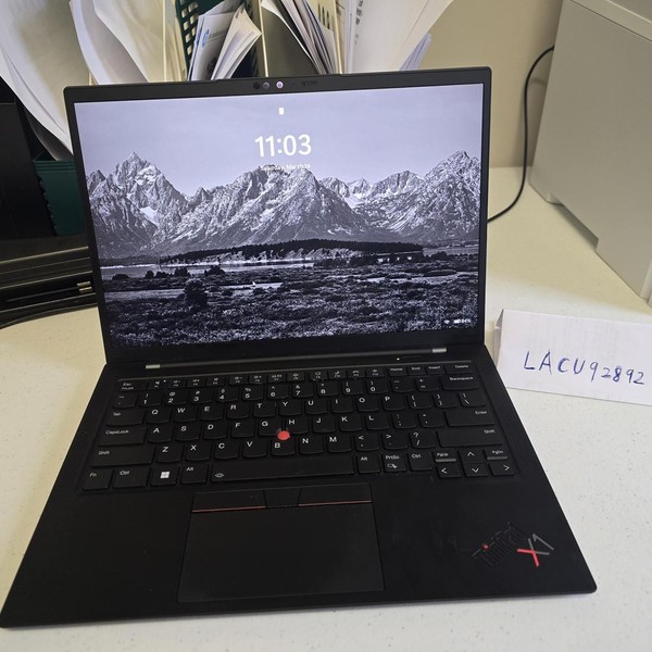 Lenovo ThinkPad X1 Carbon (10th Gen) - 512 GB, 16 GB, Intel Core i7