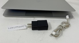 Good
													MacBook Air 2020 - 13" - Apple M1, Silver, 1 TB, 16 GB, photo 2 of 10