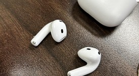 Used
													Apple AirPods 4th Gen - Active Noise Cancellation, photo 4 of 13