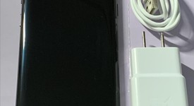 Good
													Samsung Galaxy S8 - Unlocked, Black, 64 GB, 4 GB, SM-G950U1, photo 2 of 3