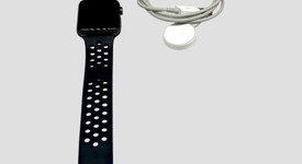 Fair
													Apple Watch Series 3 42mm - Unlocked, Gray, A1861, Nike, photo 2 of 7