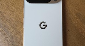 Mint
													Google Pixel 10 Pro - Unlocked, Porcelain, 128 GB, G4QUR, photo 2 of 12