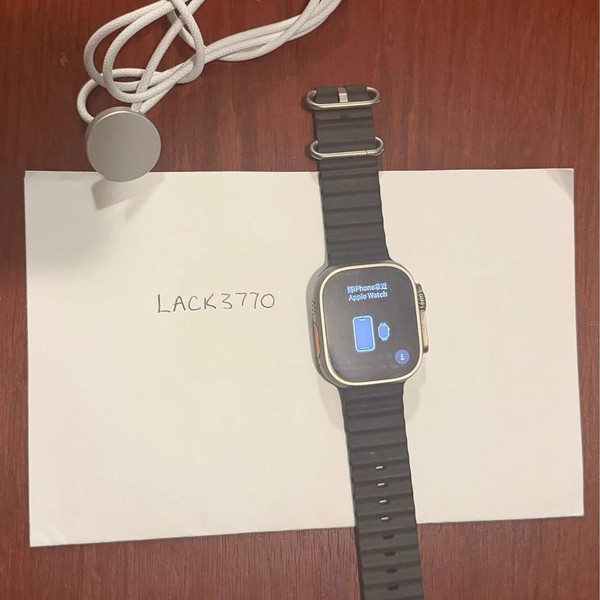 Apple Watch Ultra 49mm - AT&T, Titanium, A2622