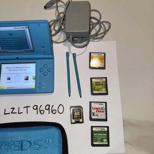Nintendo DSi - Blue