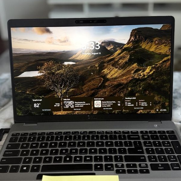 Dell Latitude 5510 - 256 GB, Titan Gray, 8 GB, Intel Core i7
