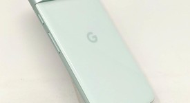 Mint
													Google Pixel 8 - Unlocked, Mint, 128 GB, 8 GB, G9BQD, Sub-6 5G, photo 4 of 9