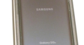 Good
													Samsung Galaxy S10e - Unlocked, Black, 128 GB, 6 GB, SM-G970U1, photo 4 of 8