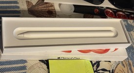 Mint
													Apple Pencil Pro, photo 3 of 5