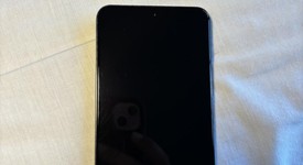 Good
													Samsung Galaxy S22 - T-Mobile, Black, 128 GB, 8 GB, SM-S901U, photo 1 of 5