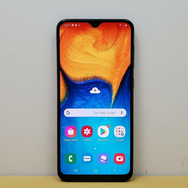 Samsung Galaxy A20 - TracFone, Black, 32 GB, 3 GB