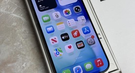 Mint
													Apple iPhone 17 - Unlocked, Black, 256 GB, A3258, photo 3 of 12