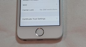 Good
													Apple iPhone SE 1st Gen 2016 - Unlocked, Silver, 32 GB, A1662, photo 3 of 5