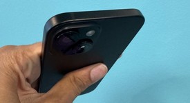 Mint
													Apple iPhone 15 - Unlocked, Black, 256 GB, A2846, photo 5 of 6