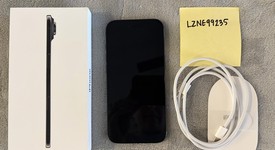 Mint
													Apple iPhone Air - Unlocked, Space Black, 256 GB, A3260, photo 1 of 7