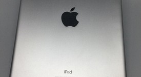 Fair
													Apple iPad 5th Gen - Unlocked, Gray, 32 GB, A1823, photo 4 of 7