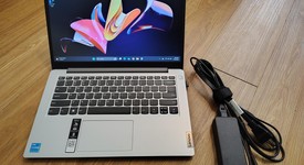 Good
													Lenovo IdeaPad Windows Laptop, photo 2 of 8
