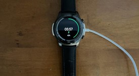 Fair
													Huawei Watch 2 - Brown, 4 GB, Classic, photo 1 of 3