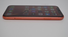 Good
													Apple iPhone Xr - Unlocked, Coral, 64 GB, A1984, photo 4 of 11