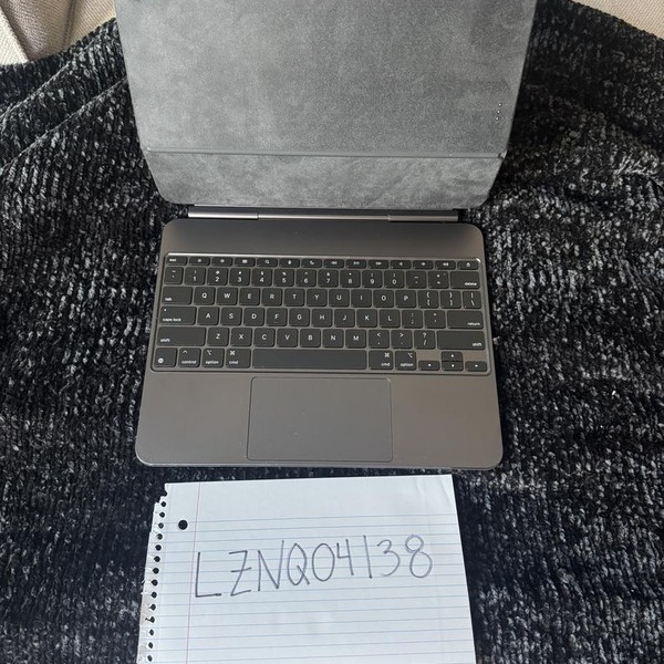 Apple Magic Keyboard for iPad Pro - Black