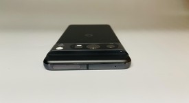 Good
													Google Pixel 8 Pro - Unlocked, Obsidian, 128 GB, 12 GB, G1MNW, mmWave 5G, photo 3 of 13